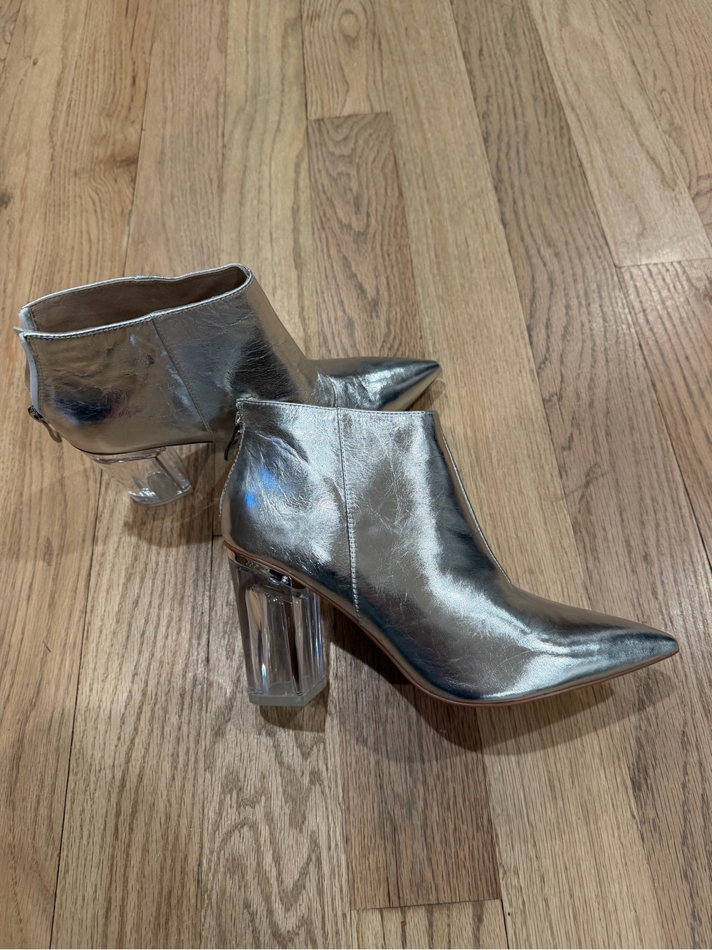 CECILIA EMMIE SILVER/CLEAR BOOTIE SZ 39